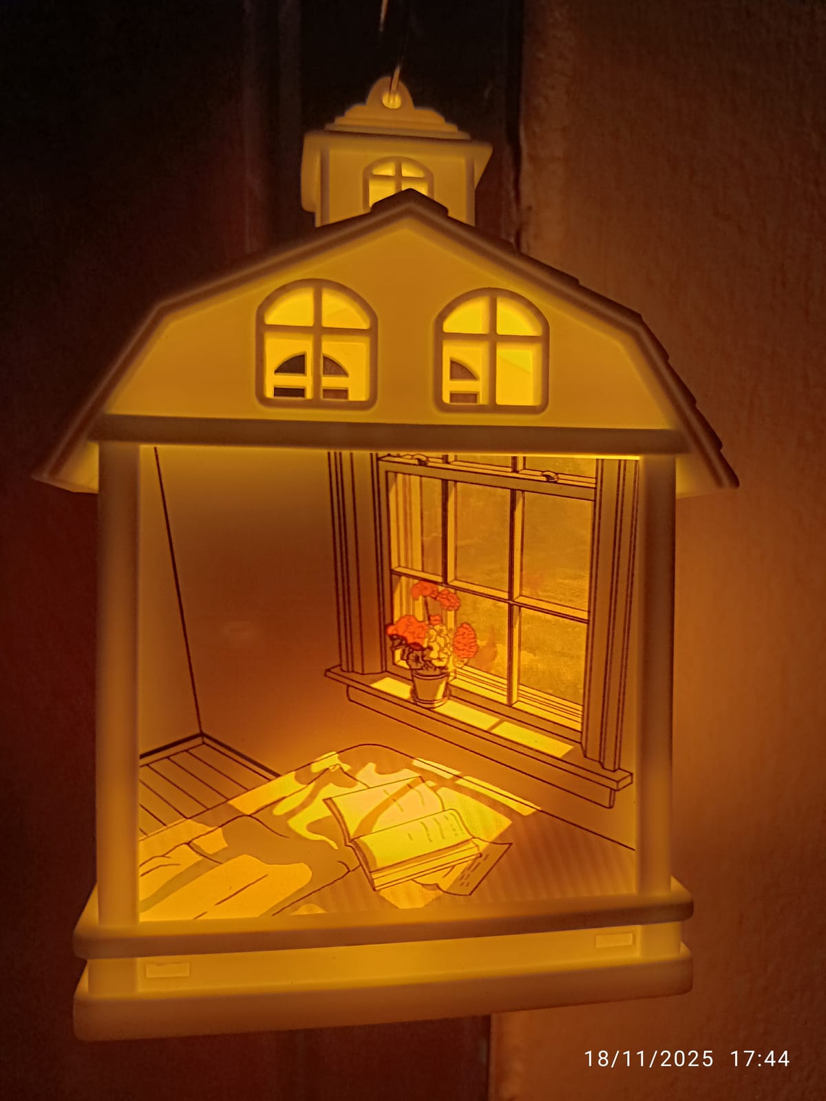 3D Cozy Room Night Lamp – Warm LED Mini House Light for Bedroom & Decoration