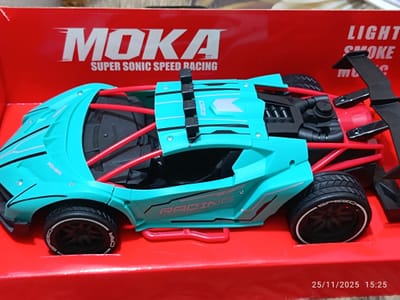 MOKA Super Sonic Smoke Racing Car – Light, Music & Real Smoke Effect | High-Speed Sports RC Car_img_4